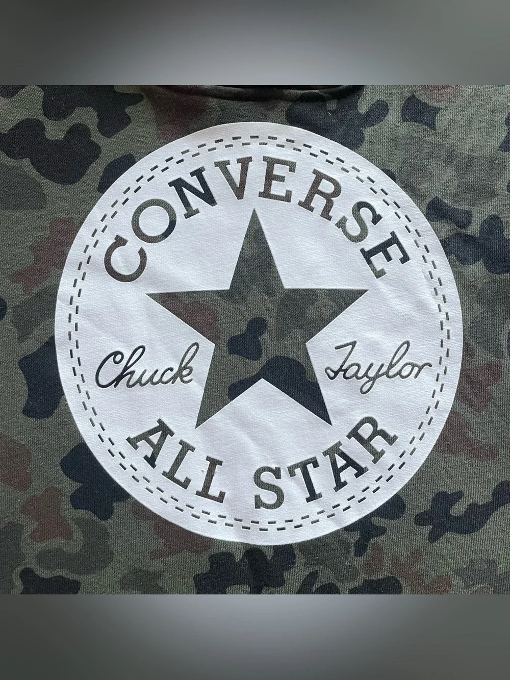 NWT Converse Green Camo Army Hoodie Youth Sz L 12-13 Sports Outdoors School Gorp